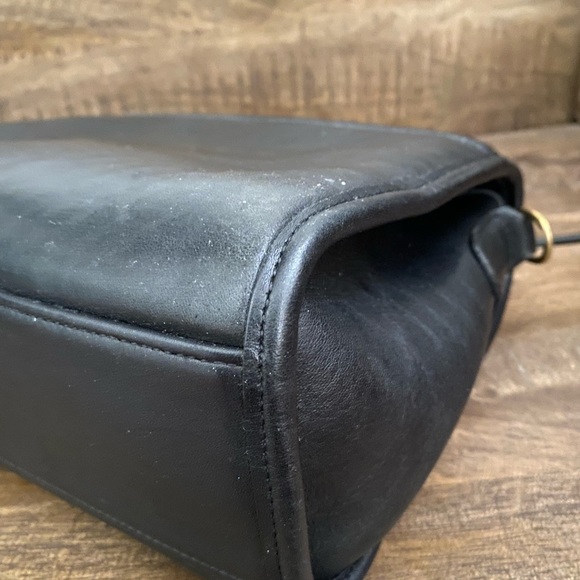 SOLD | Vintage Coach | Manor Bag - Picture 10 of 12